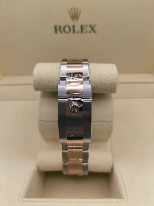 41mm ROLEX Datejust 126301-0003 chocolate, diamond-set dial - Image 6