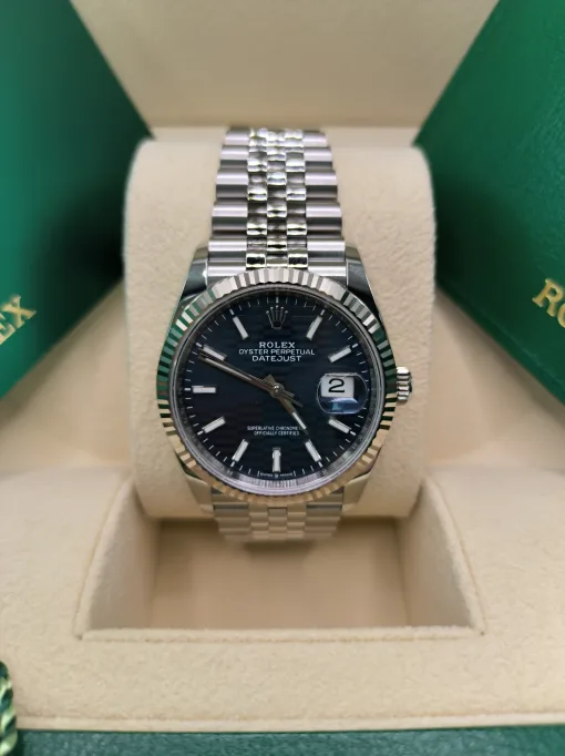 36mm 勞力士 ROLEX DATEJUST 126234-0049 亮藍色坑紋巳停產：圖片 2
